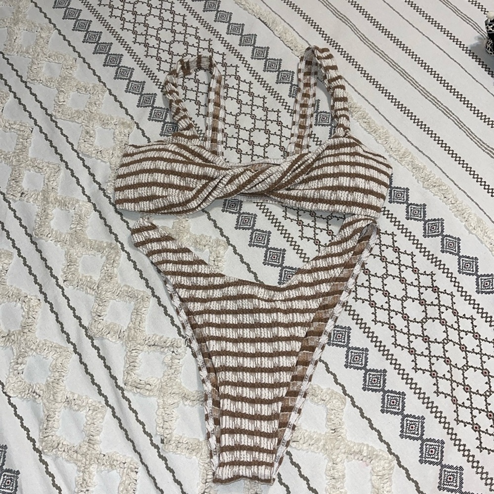 Women’s bikini